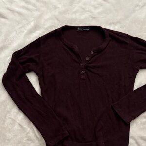 Brandy Melville Long sleeve sweater